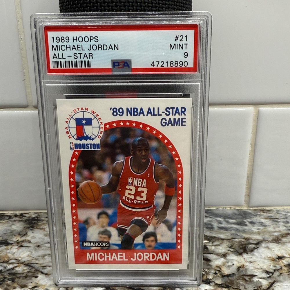 HOOPS - 1989 NBA HOOPS All-Star Michael Jordan PSA 9 - MINT